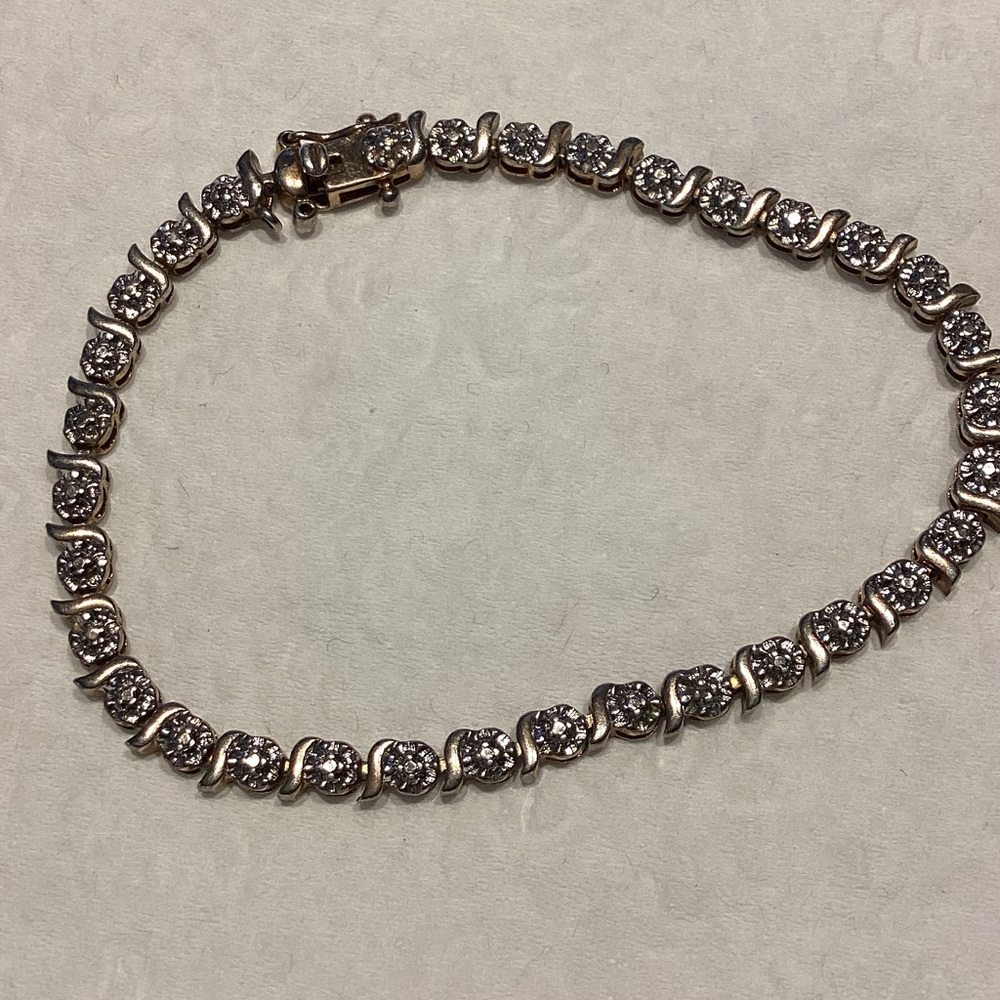 Dazzling 925 Silver Women's Bracelet